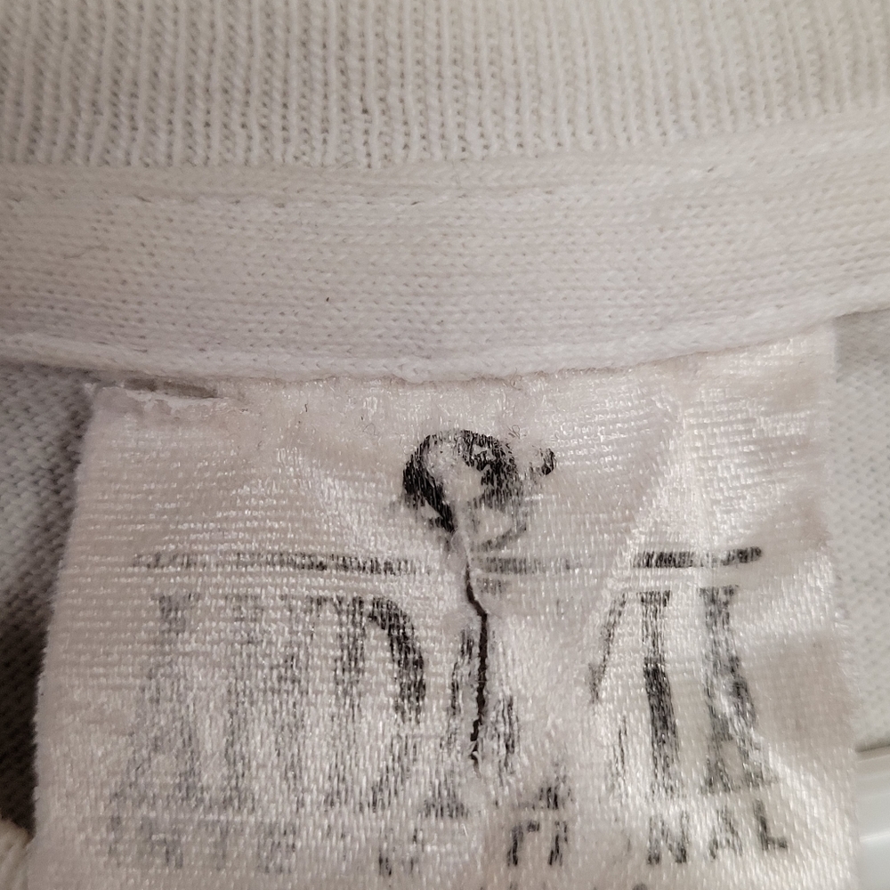 Vintage Rare ANADAZIA Graphic Tee with Alice in Wonderland Design - Picture 6 of 10